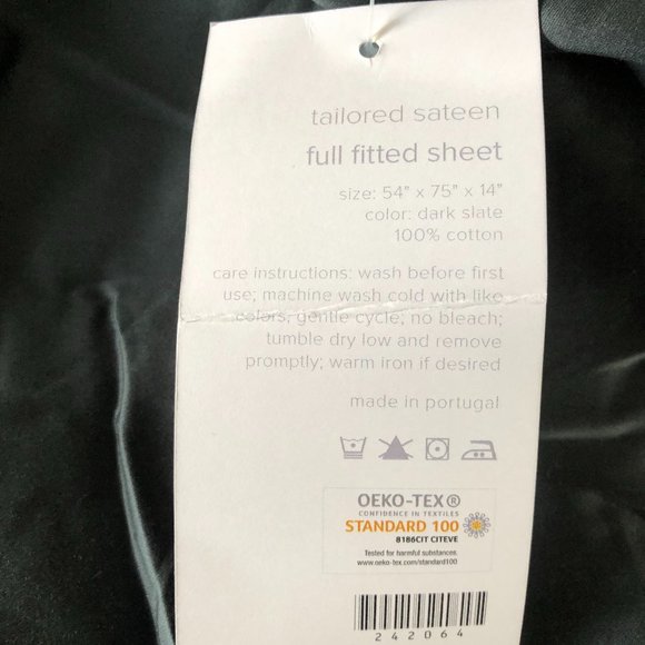 Room & Board tailored sateen full fitted sheet, color Dark slate, New with Tags - Picture 2 of 3